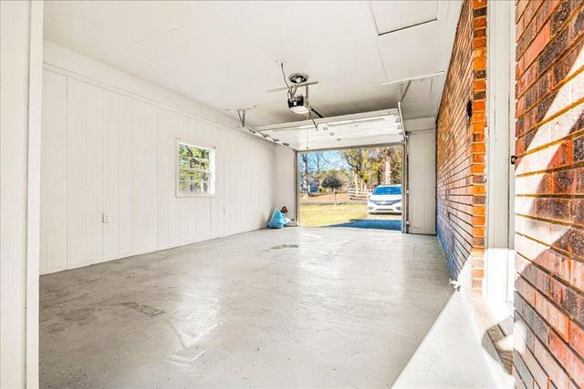 1075 Bee Creek Road, Corbin, KY 40701