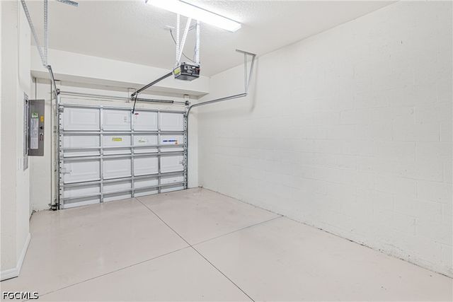 10302 Via Colomba CIR, Fort Myers, FL 33966