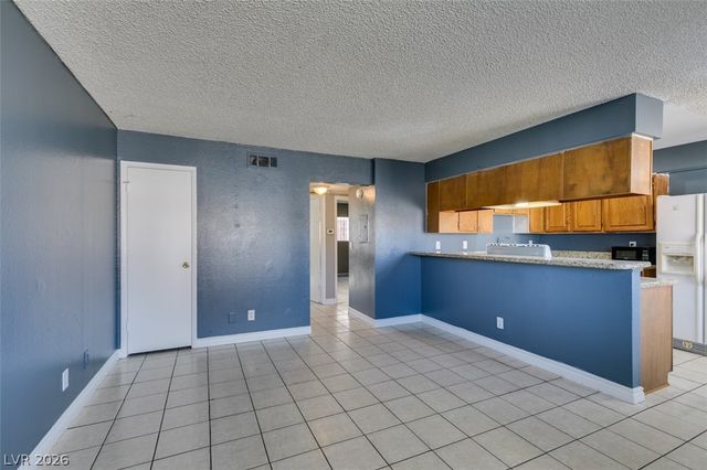 1641 North Lamont Street C, Las Vegas, NV 89115
