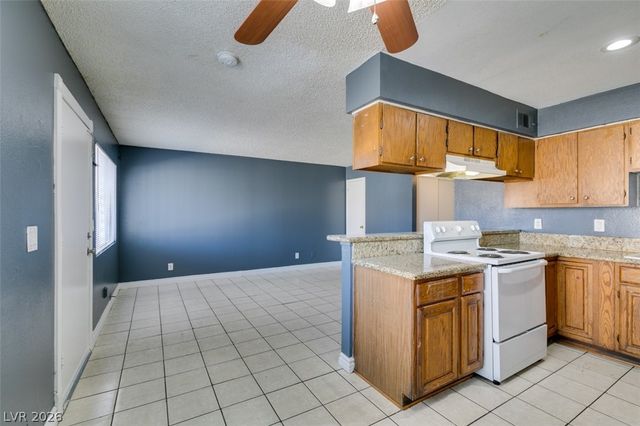 1641 North Lamont Street C, Las Vegas, NV 89115