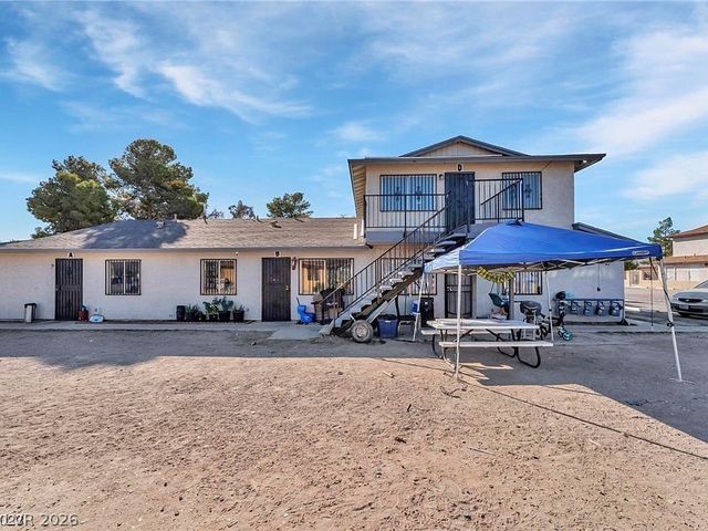 1641 North Lamont Street C, Las Vegas, NV 89115