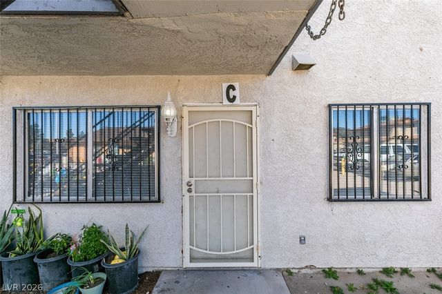 1641 North Lamont Street C, Las Vegas, NV 89115