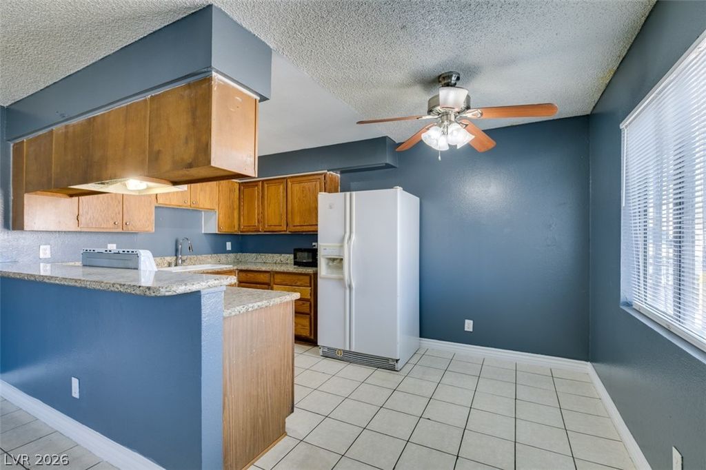 1641 North Lamont Street C, Las Vegas, NV 89115