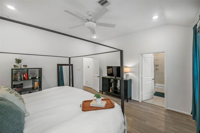 35440 Woodtrace Circle, Pinehurst, TX 77362