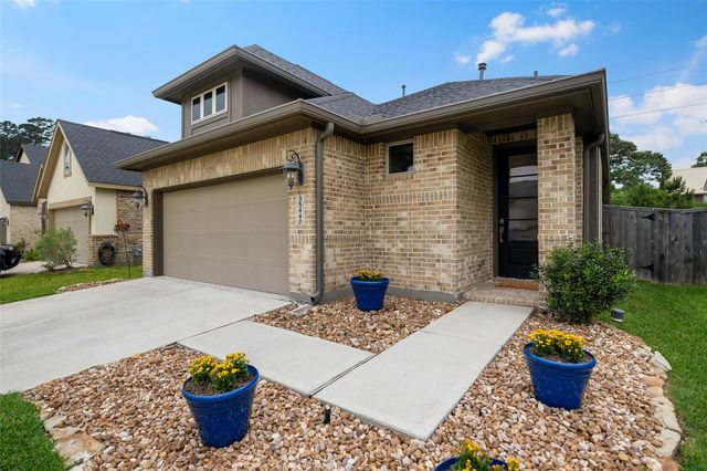 35440 Woodtrace Circle, Pinehurst, TX 77362