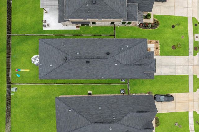 35440 Woodtrace Circle, Pinehurst, TX 77362