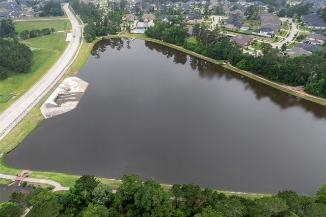 35440 Woodtrace Circle, Pinehurst, TX 77362