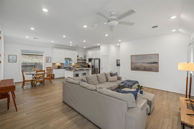 35440 Woodtrace Circle, Pinehurst, TX 77362