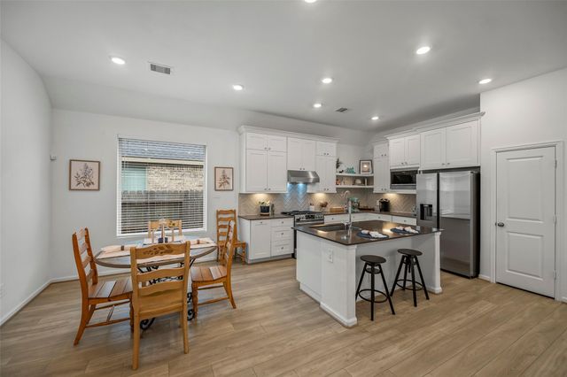35440 Woodtrace Circle, Pinehurst, TX 77362