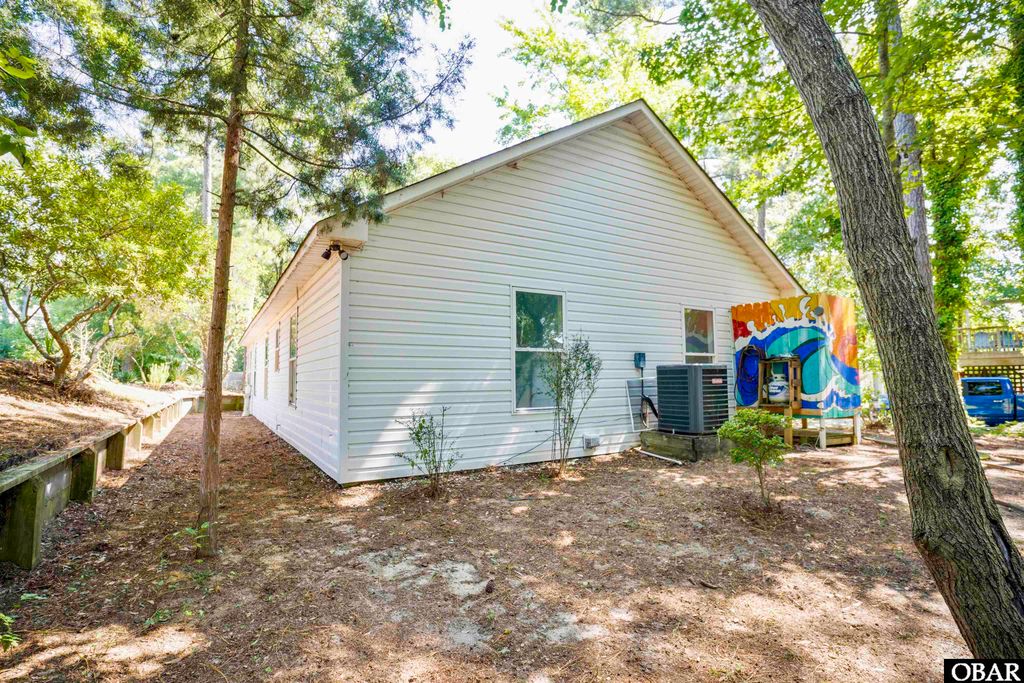Image 7 of property listing at 204 Sir Richard East lot 53, Kill Devil Hills, NC 27948