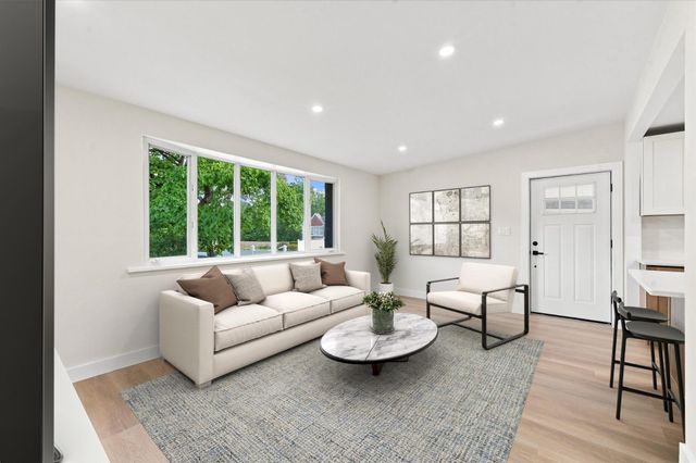 609 E HORTTER PL, Philadelphia, PA 19119
