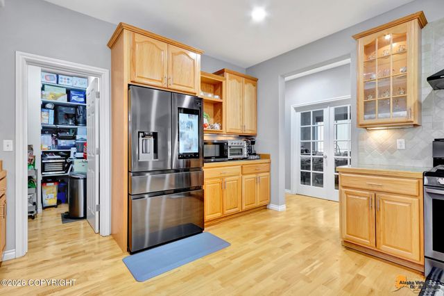 7302 Kidron Street, Anchorage, AK 99502