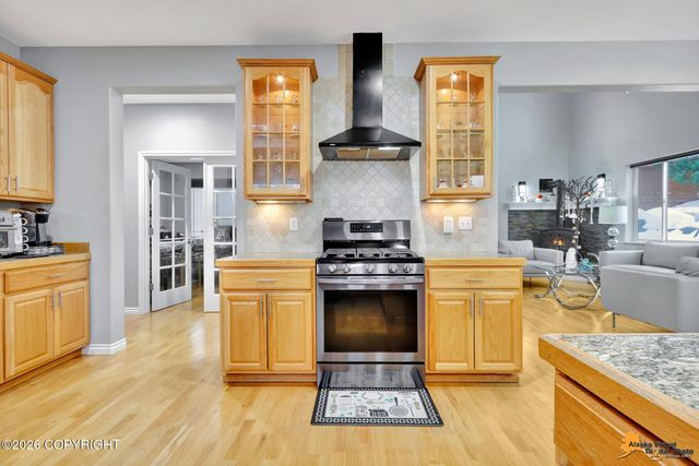 7302 Kidron Street, Anchorage, AK 99502