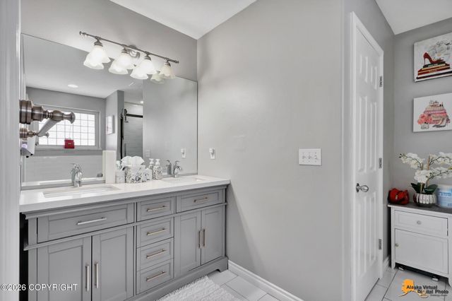 7302 Kidron Street, Anchorage, AK 99502