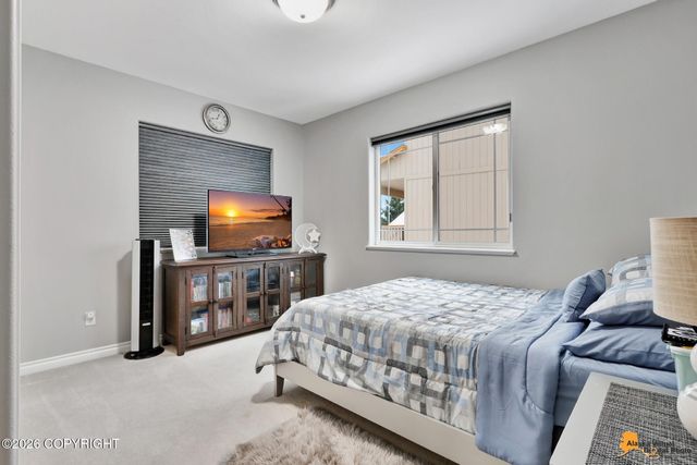 7302 Kidron Street, Anchorage, AK 99502