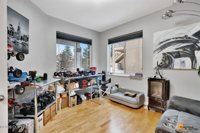 7302 Kidron Street, Anchorage, AK 99502