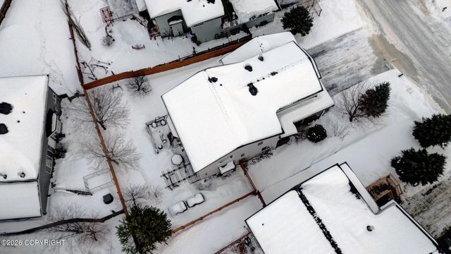 7302 Kidron Street, Anchorage, AK 99502