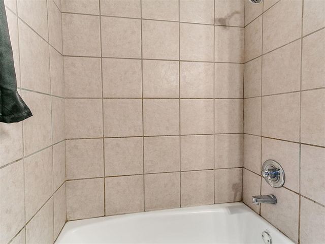 341 E Plantation Terrace, Mustang, OK 73064