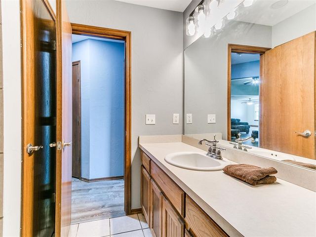 341 E Plantation Terrace, Mustang, OK 73064