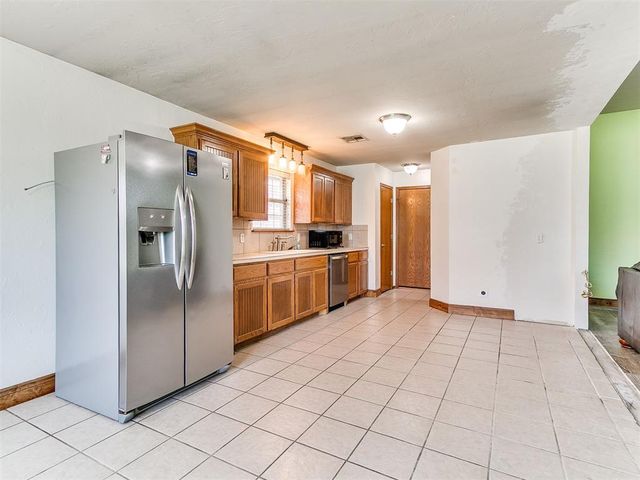 341 E Plantation Terrace, Mustang, OK 73064