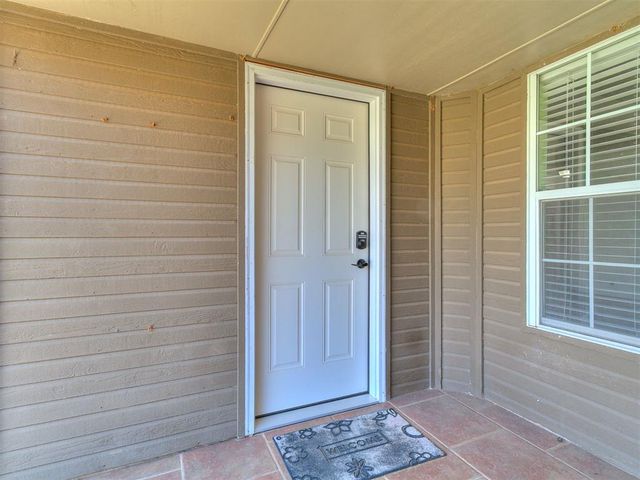 341 E Plantation Terrace, Mustang, OK 73064