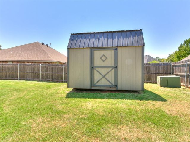 341 E Plantation Terrace, Mustang, OK 73064