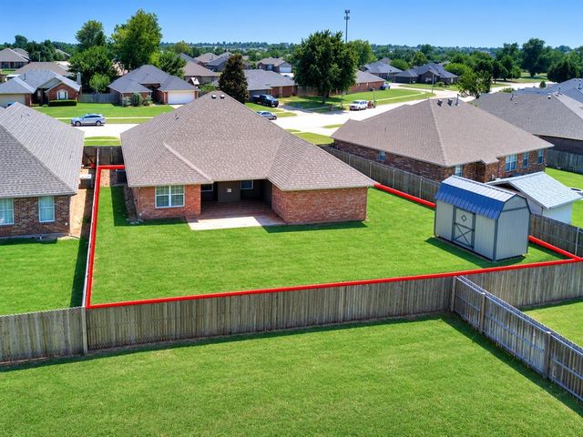 341 E Plantation Terrace, Mustang, OK 73064