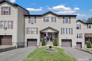 67 Country Hill Road 67, Naugatuck, CT 06770