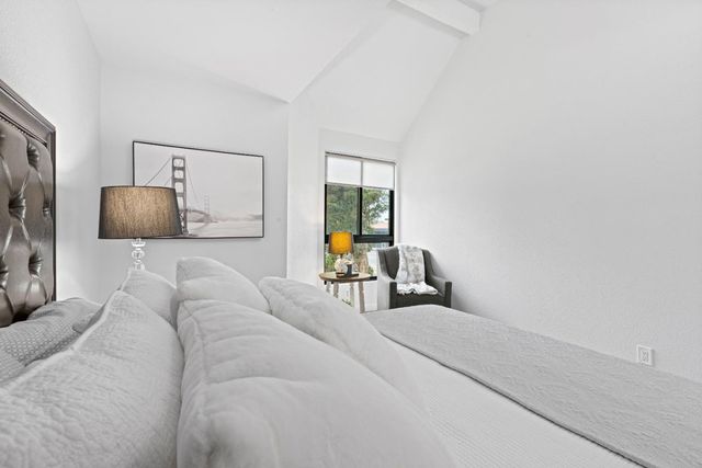 8170 Westwood Drive 22, Gilroy, CA 95020