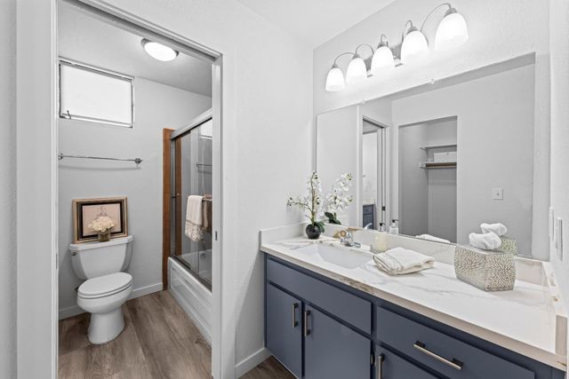 8170 Westwood Drive 22, Gilroy, CA 95020