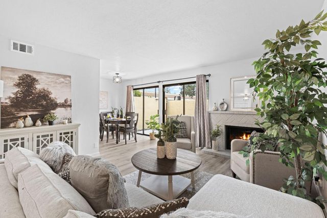 8170 Westwood Drive 22, Gilroy, CA 95020