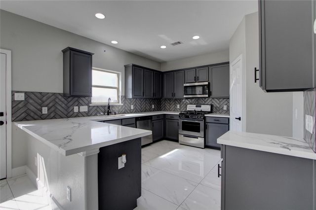 1310 Evermore Manor Lane, Houston, TX 77073