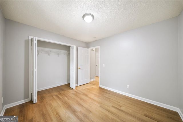 1528 Oakleaf Drive, Auburn, GA 30011