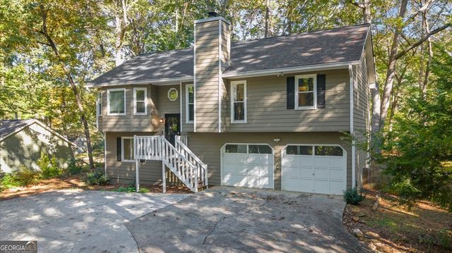 1528 Oakleaf Drive, Auburn, GA 30011