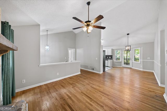 1528 Oakleaf Drive, Auburn, GA 30011