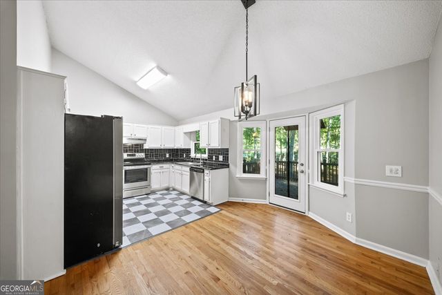 1528 Oakleaf Drive, Auburn, GA 30011