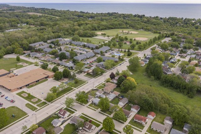 1515 19th AVENUE, Kenosha, WI 53140