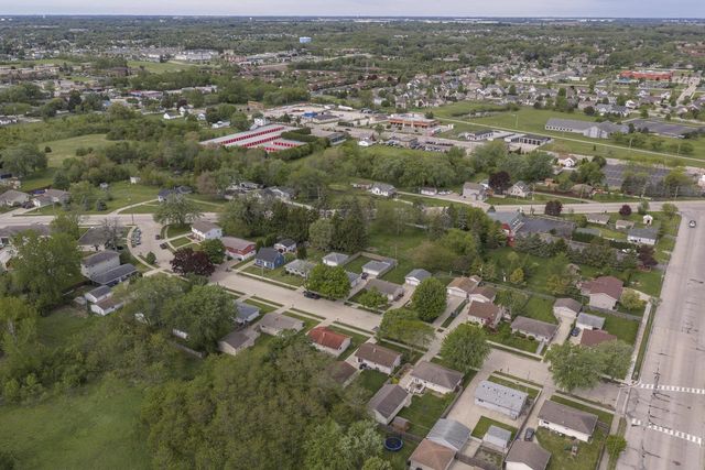 1515 19th AVENUE, Kenosha, WI 53140