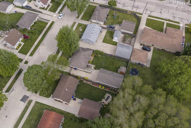1515 19th AVENUE, Kenosha, WI 53140