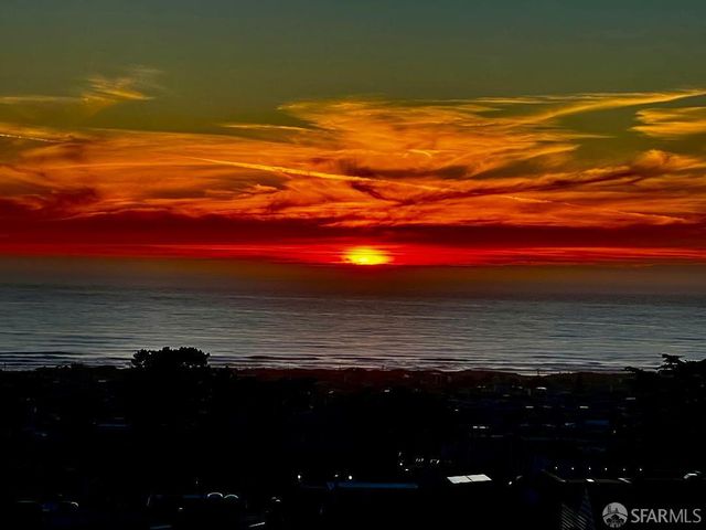 1719 33rd Avenue, San Francisco, CA 94122