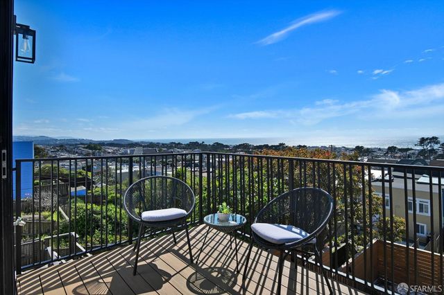 1719 33rd Avenue, San Francisco, CA 94122