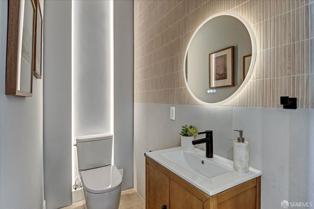 1719 33rd Avenue, San Francisco, CA 94122