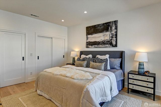 1719 33rd Avenue, San Francisco, CA 94122