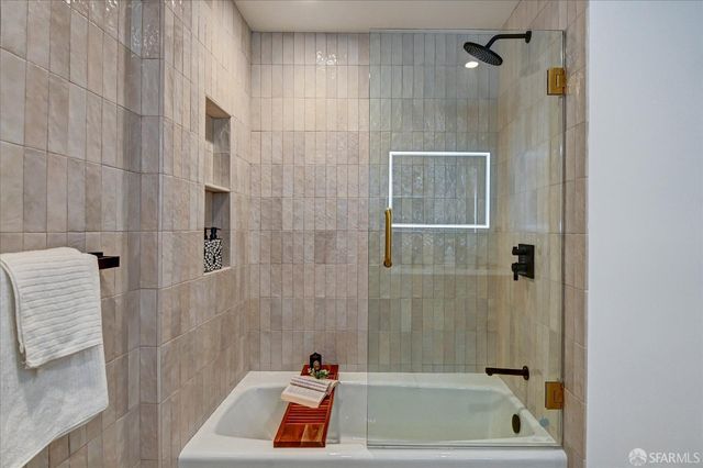 1719 33rd Avenue, San Francisco, CA 94122