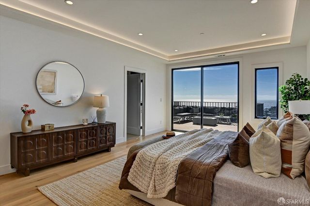 1719 33rd Avenue, San Francisco, CA 94122