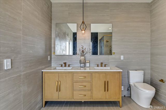 1719 33rd Avenue, San Francisco, CA 94122