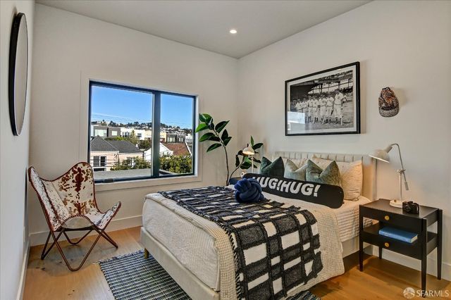 1719 33rd Avenue, San Francisco, CA 94122