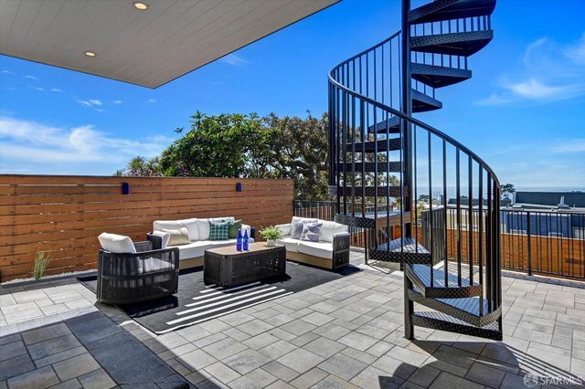 1719 33rd Avenue, San Francisco, CA 94122