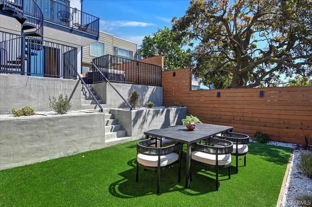 1719 33rd Avenue, San Francisco, CA 94122