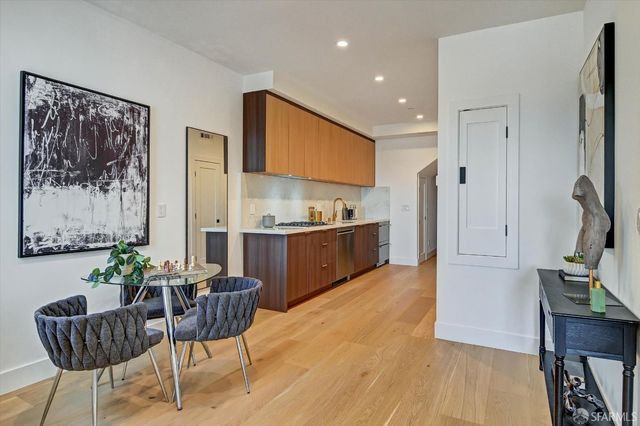 1719 33rd Avenue, San Francisco, CA 94122